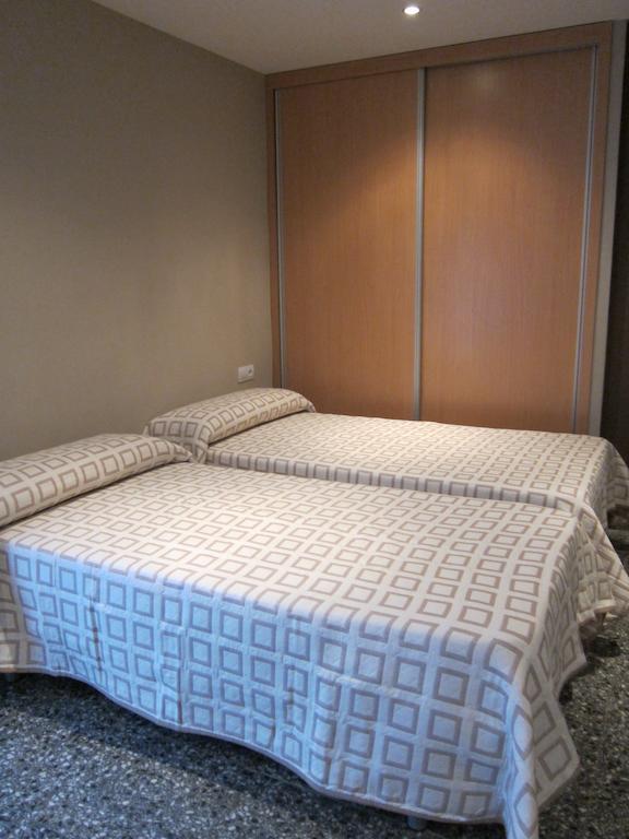 Apartamentos Abastos Βαλένθια Δωμάτιο φωτογραφία